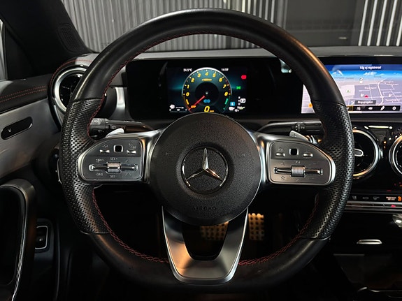 Mercedes-Benz CLA250 e 10 of 19