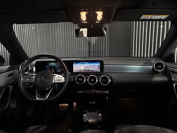 Mercedes-Benz CLA250 e 15 of 19