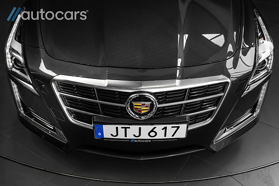 Cadillac CTS 11 of 30
