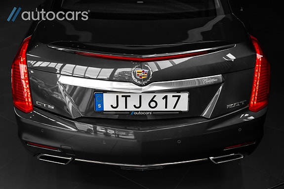 Cadillac CTS 15 of 30