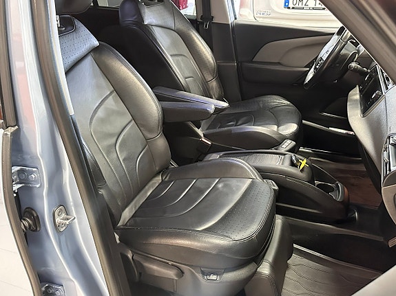 Citroen Grand C4 Picasso 10 of 16