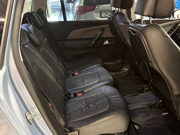 Citroen Grand C4 Picasso 13 of 16