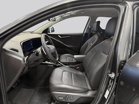 Kia Niro 8 of 15
