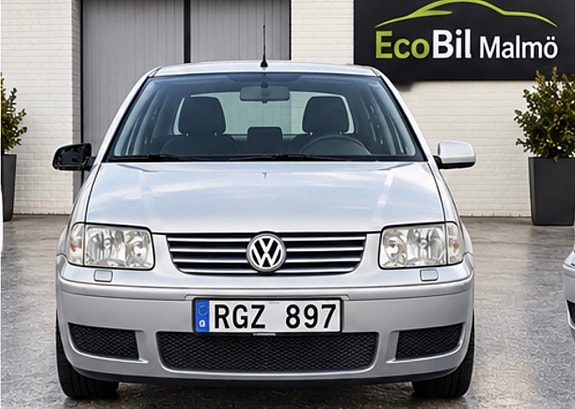 Volkswagen Polo 2 of 9