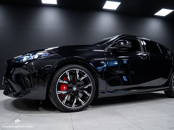BMW 120 5 of 30