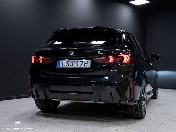 BMW 120 16 of 30