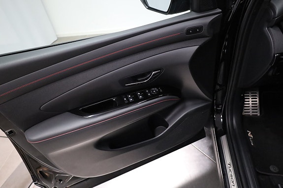Hyundai Tucson 12 of 28