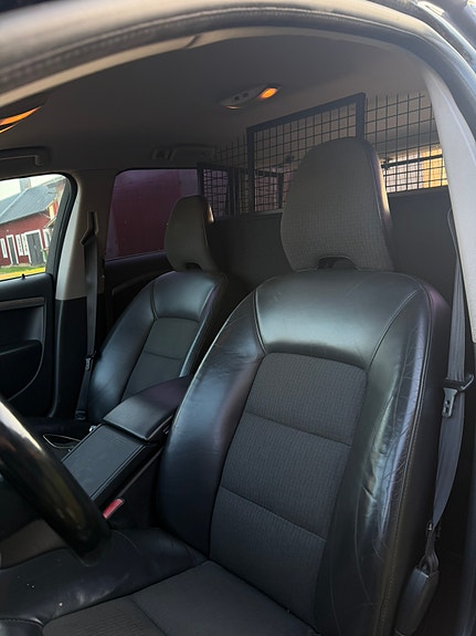 Volvo V70 6 of 8