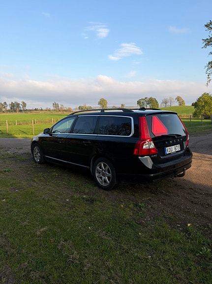 Volvo V70 4 of 8