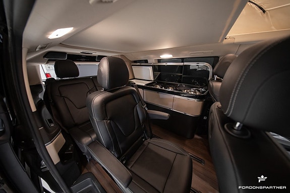 Mercedes-Benz V250 d 27 of 30
