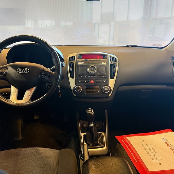 Kia Ceed 12 of 14