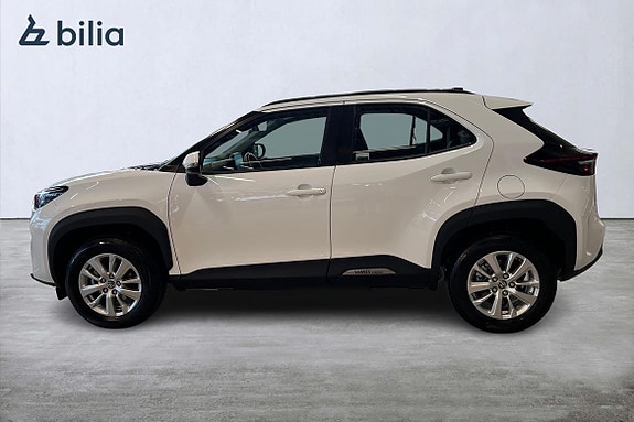 Toyota Yaris Cross 3 of 27