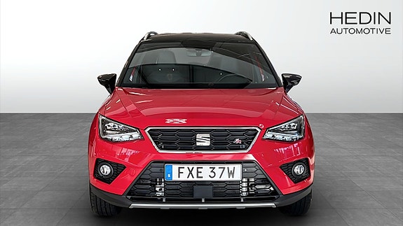 Seat Arona 8 of 10