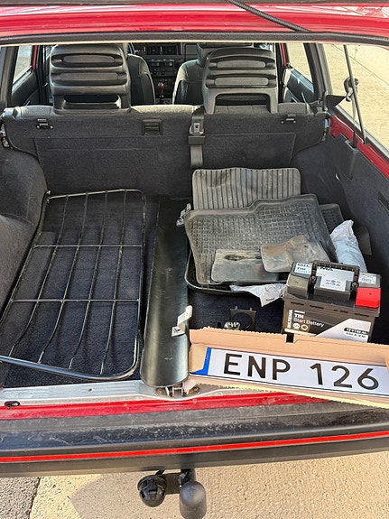Volvo 245 7 of 10