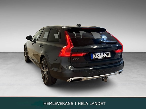Volvo V90 Cross Country 4 of 28