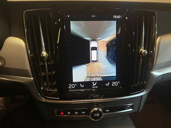 Volvo V90 Cross Country 17 of 28