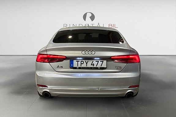 Audi A5 6 of 17