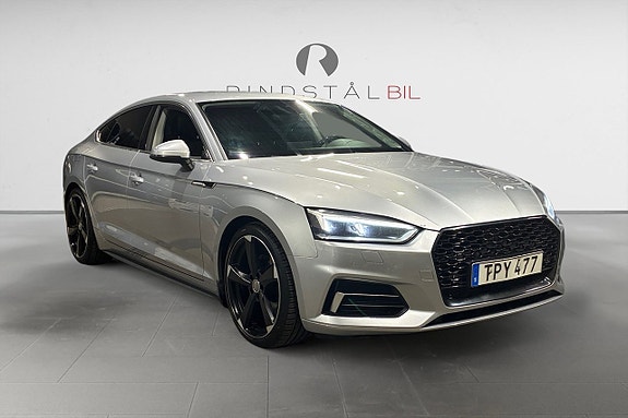 Audi A5 9 of 17
