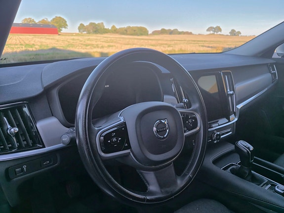 Volvo V90 7 of 10