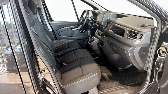 Nissan Primastar 3 of 9