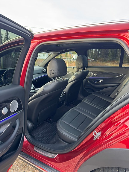 Mercedes-Benz E220 d 8 of 12