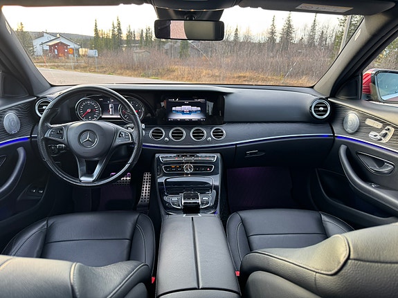 Mercedes-Benz E220 d 9 of 12
