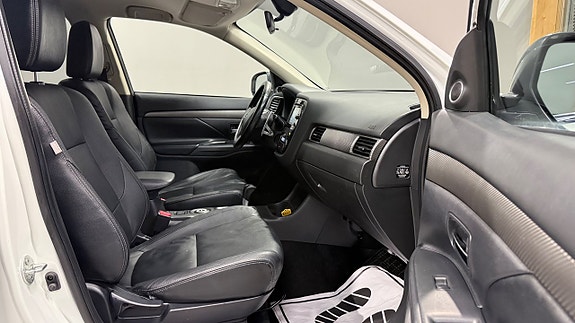 Mitsubishi Outlander 12 of 19