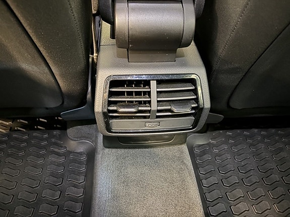 Audi Q3 12 of 20
