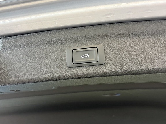 Audi Q3 6 of 20