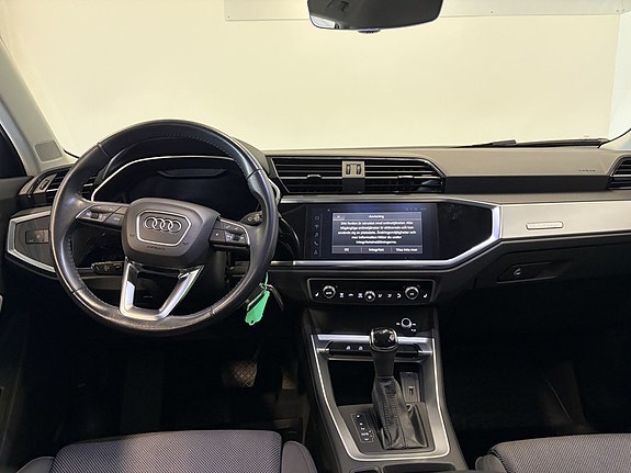 Audi Q3 13 of 20