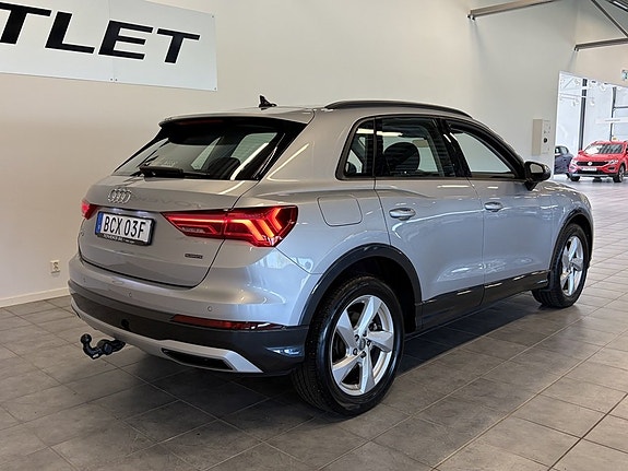 Audi Q3 4 of 20