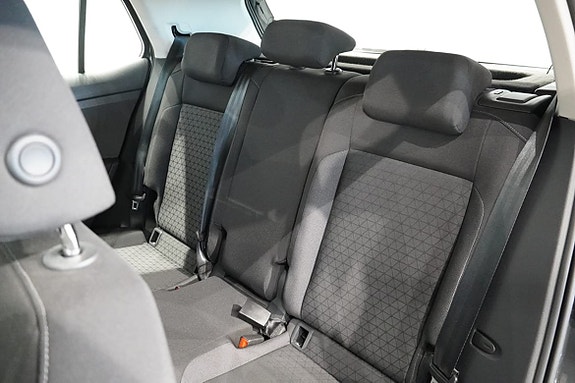 Volkswagen T-Cross 11 of 13