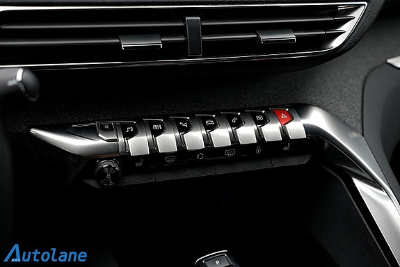 Peugeot 5008 26 of 30