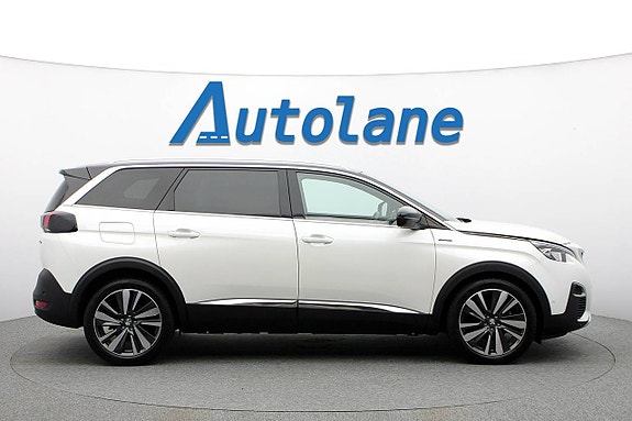 Peugeot 5008 9 of 30