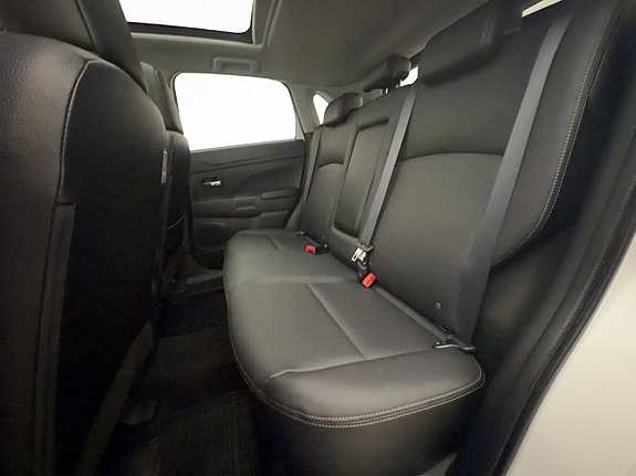 Mitsubishi ASX 12 of 30