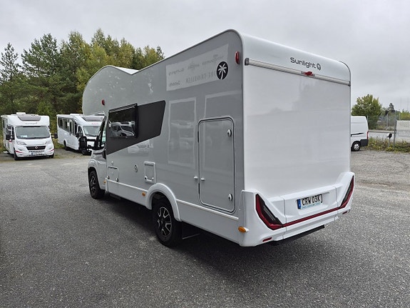 Sunlight A68 Adventure 2025, 140 hk, 6 sitt- och sovplatser, bra lastvikt 6 of 21