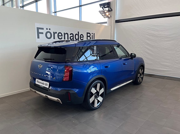 MINI Countryman SE 13 of 14