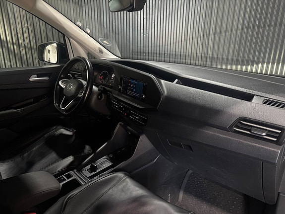 Volkswagen Caddy Maxi 11 of 17