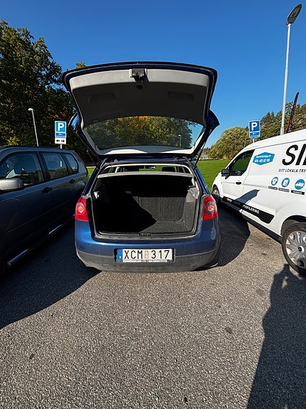 Volkswagen Golf V 7 of 11