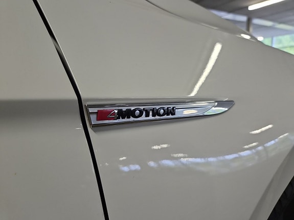 Volkswagen Passat 10 of 20
