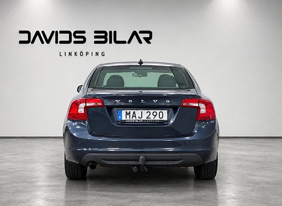 Volvo S60 4 of 16