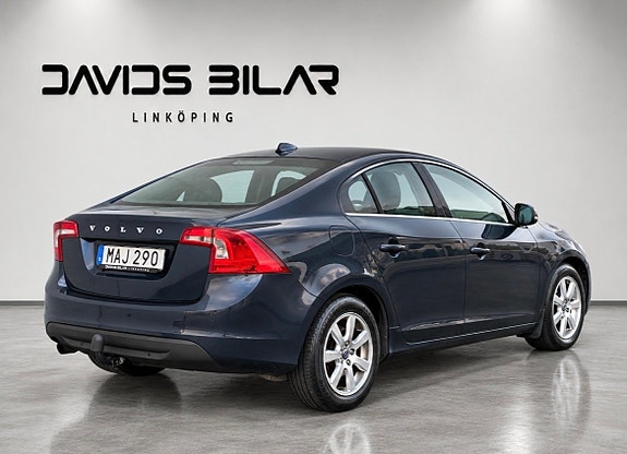 Volvo S60 5 of 16