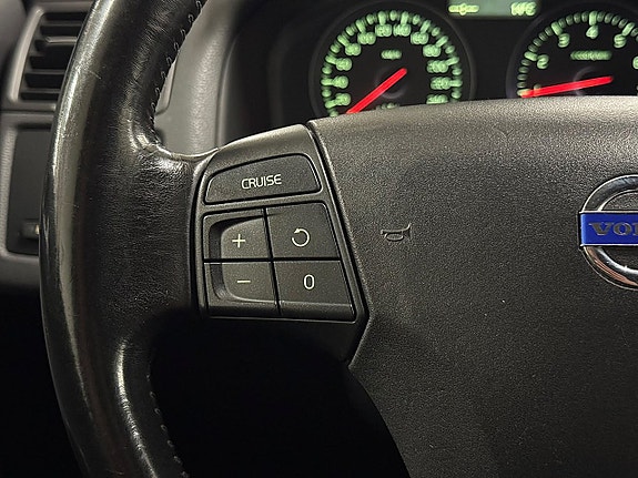 VOLVO V50 1.8F ETHANOL MOMENTUM 125 ch BVM - ATTELAGE - CHAÎNE DE DISTRIBUTION - 1900000 KM
