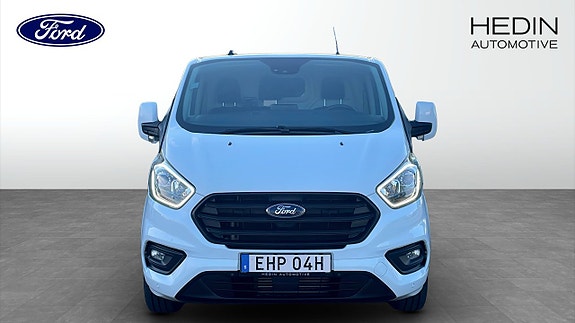 Ford Transit Custom 8 of 11