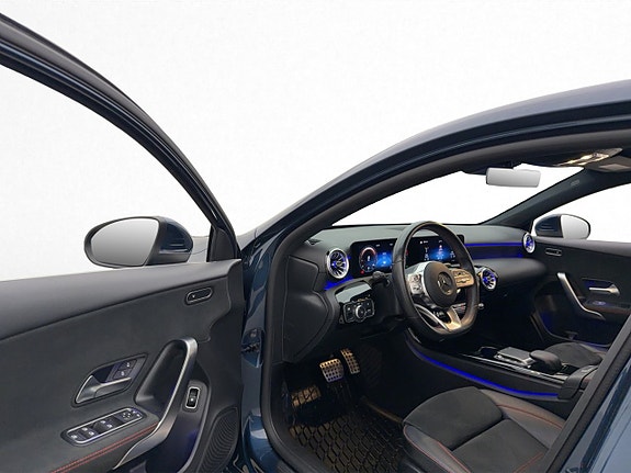Mercedes-Benz A 250 e 10 of 30