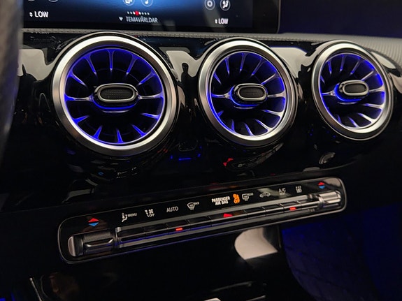 Mercedes-Benz A 250 e 26 of 30