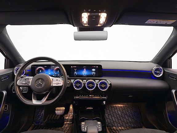 Mercedes-Benz A 250 e 12 of 30