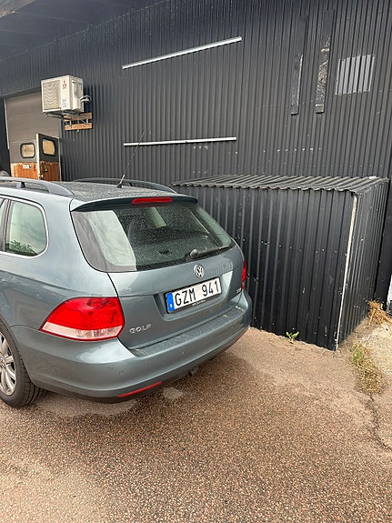 Volkswagen Golf V 4 of 8