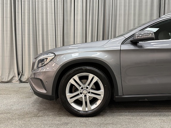 Mercedes-Benz GLA220 d 4 of 14