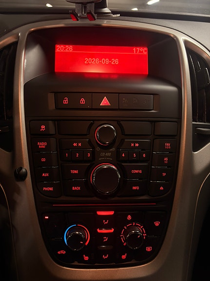 Opel Astra 11 of 16